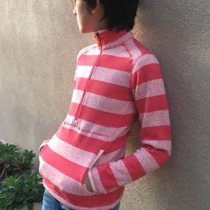 🌴Striped Patagonia better sweater